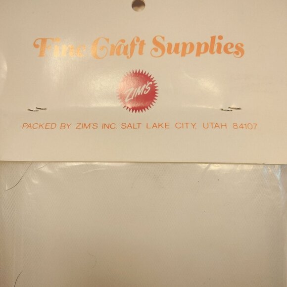 Zims Fine Craft Supplies Mesh Fabric 36x52 White - Picture 4 of 4